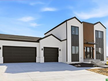 8177 S 185 Street , Omaha, NE 68136