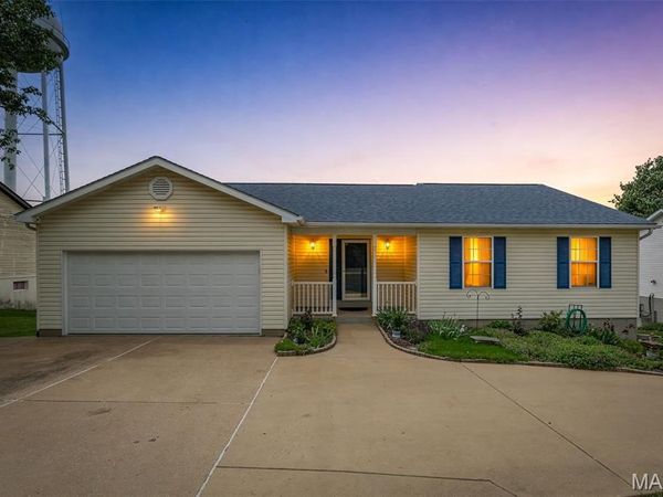 1553 Scenic Drive, Herculaneum, MO 63048