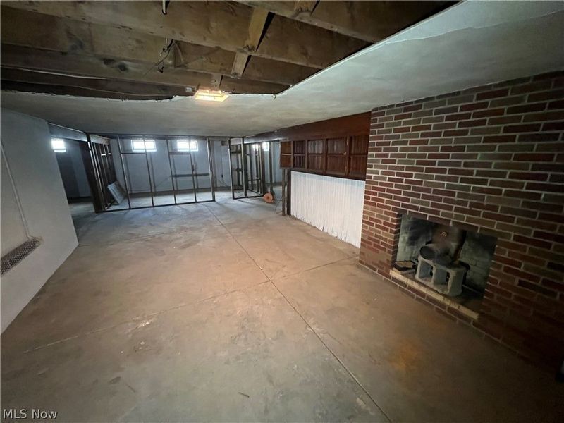156 Cooper Foster Park Road W, Lorain, OH 44053 Photo 8