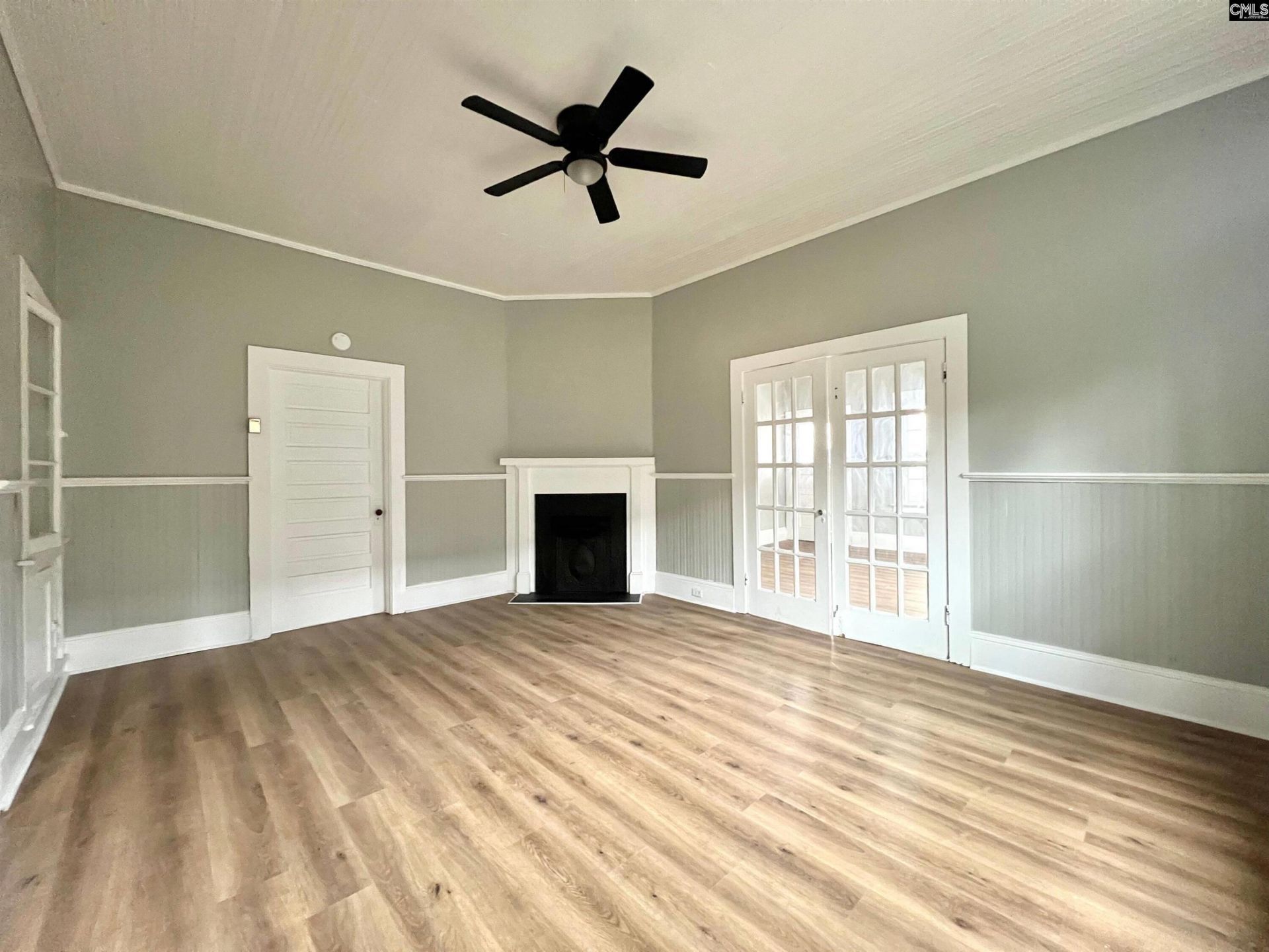 2300 Russell Street Photo 15