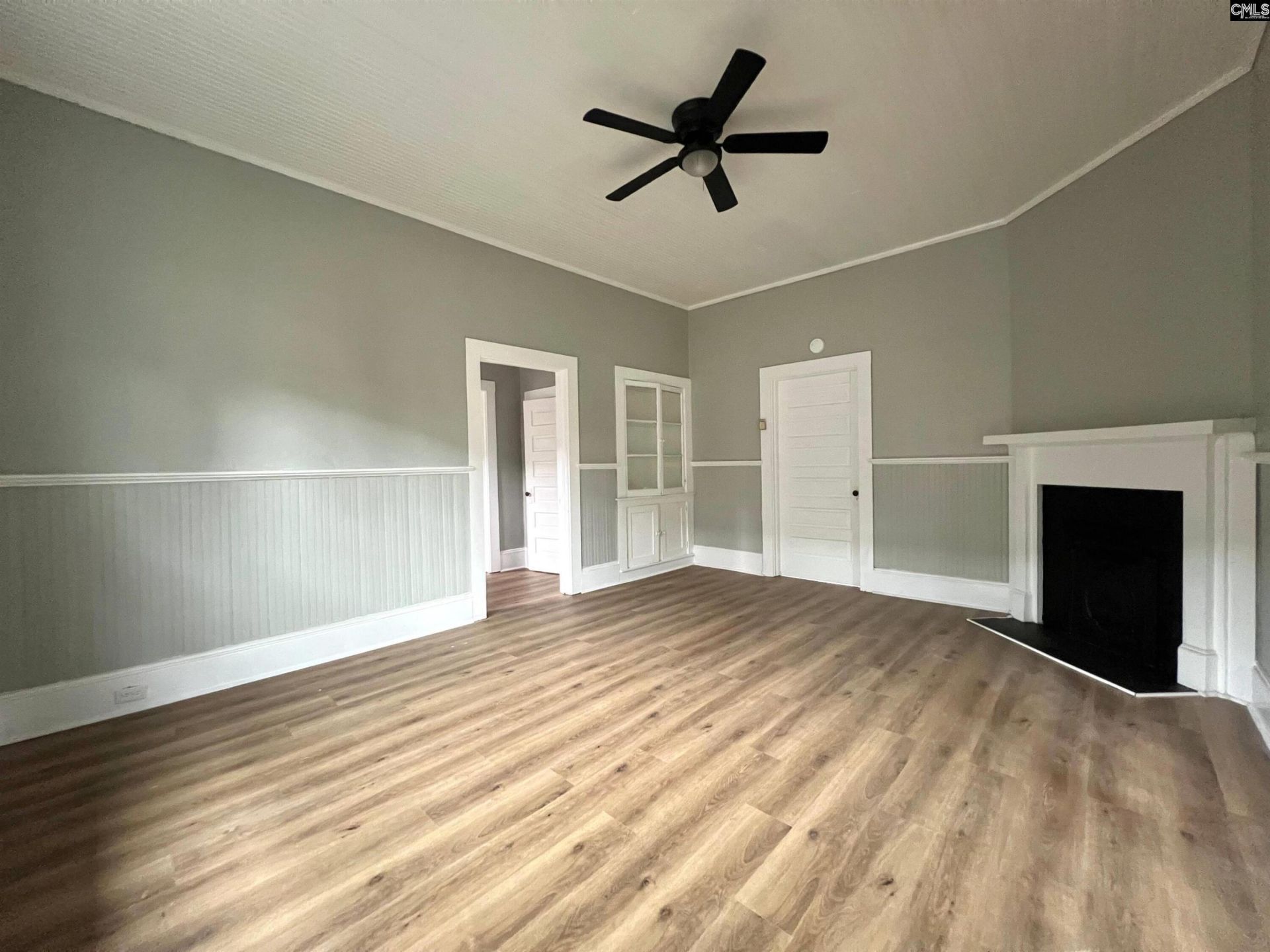 2300 Russell Street Photo 16