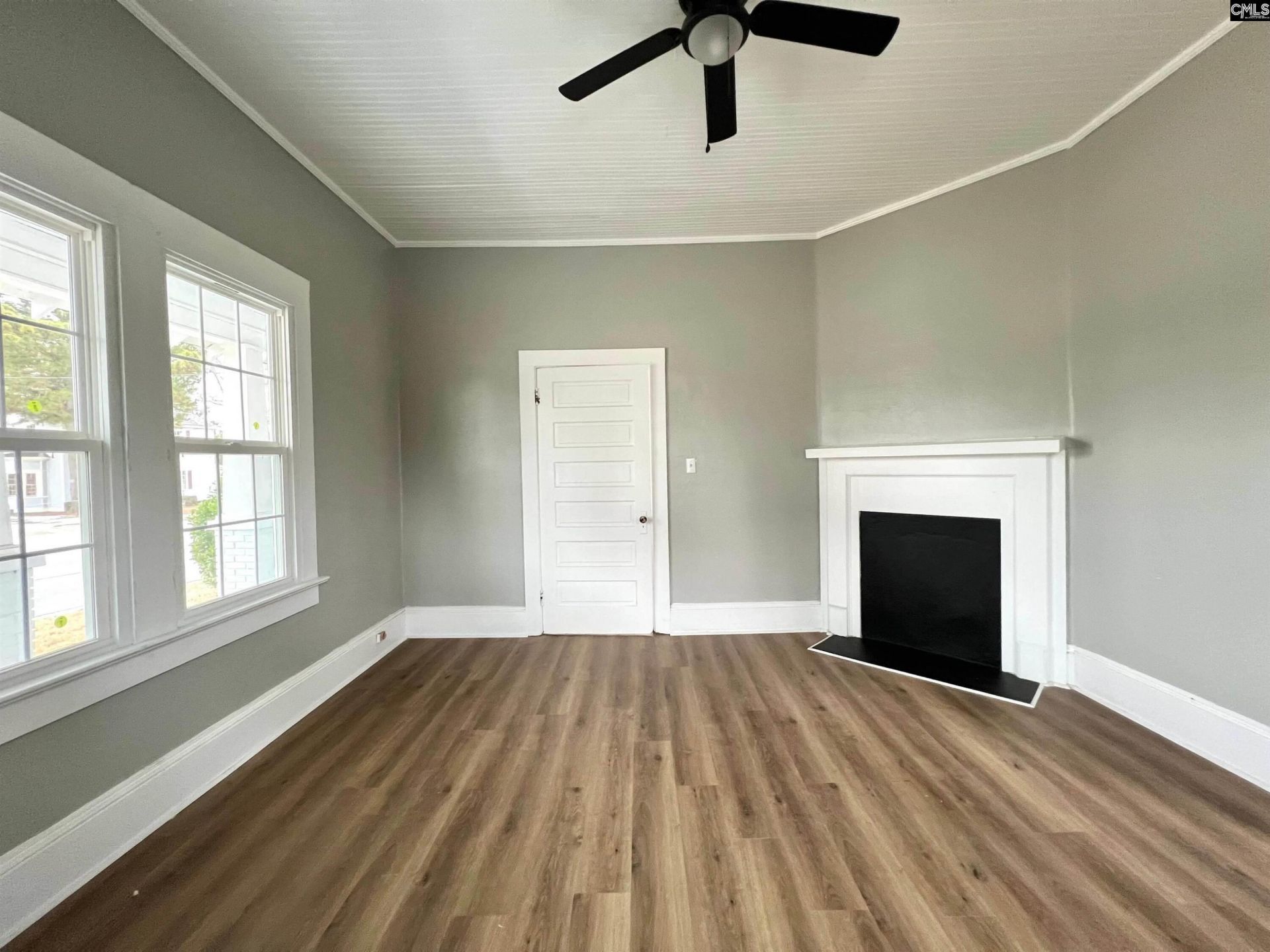 2300 Russell Street Photo 20