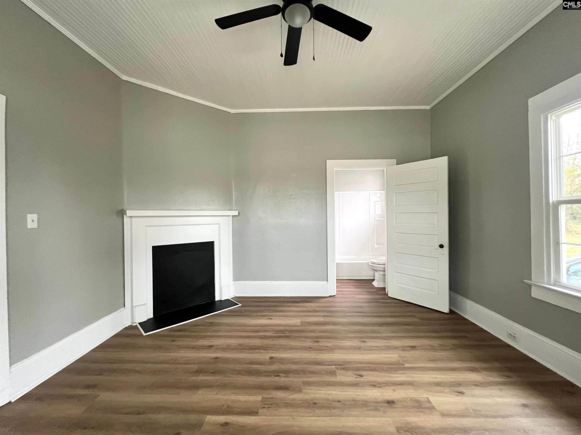 2300 Russell Street Photo 21
