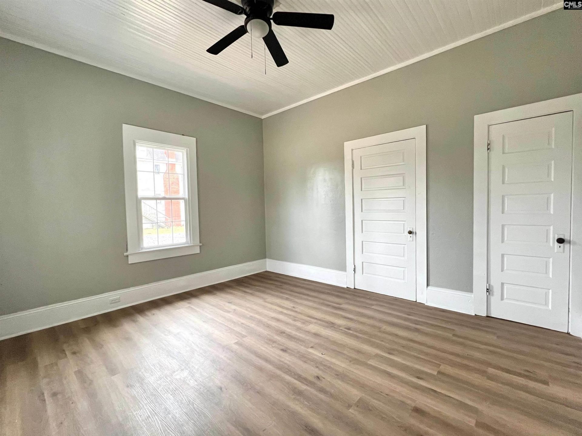 2300 Russell Street Photo 28