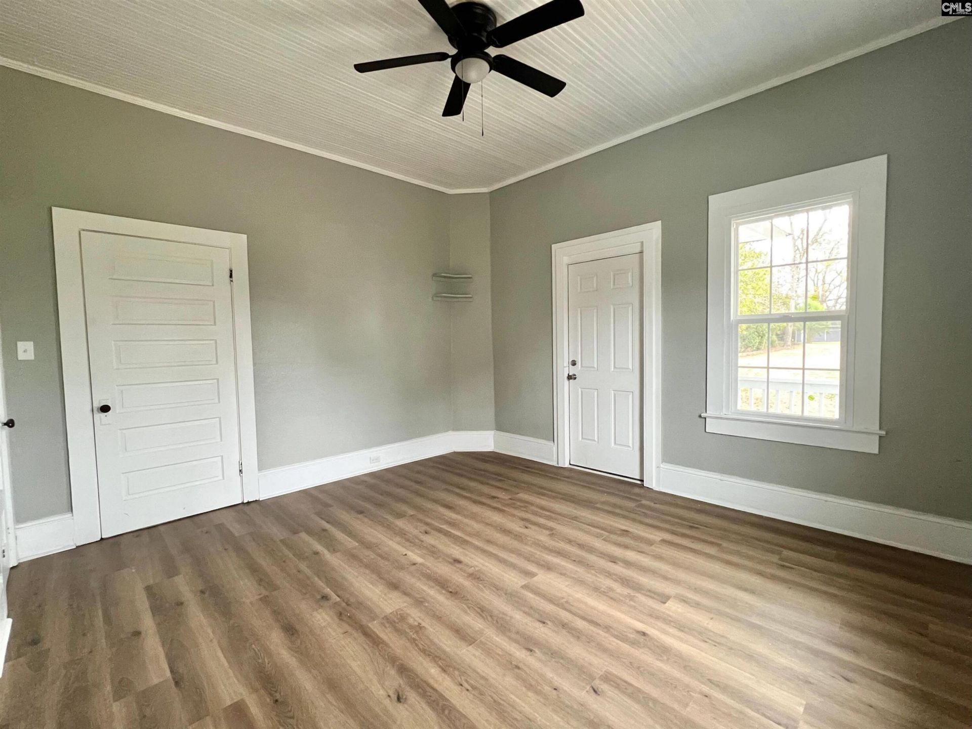 2300 Russell Street Photo 29