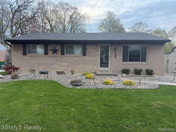 27559 Weddel Avenue, Brownstown Twp, MI 48183