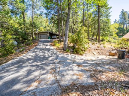 13155 Sargent Jacobs Dr, Nevada City, CA 95959 Photo