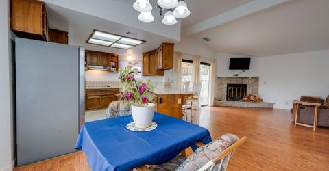 8797 Valley Oak Ln, Elk Grove, CA 95624 Photo