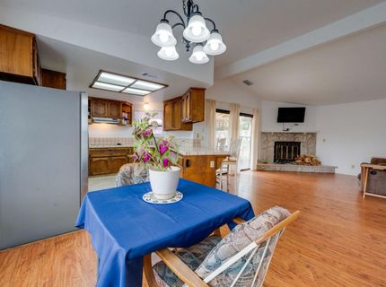 8797 Valley Oak Ln, Elk Grove, CA 95624 Photo