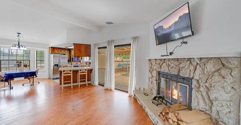 8797 Valley Oak Ln, Elk Grove, CA 95624 Photo