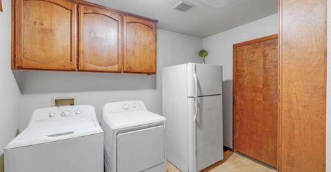 8797 Valley Oak Ln, Elk Grove, CA 95624 Photo