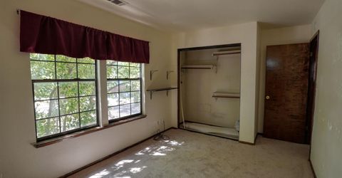 8797 Valley Oak Ln, Elk Grove, CA 95624 Photo