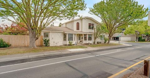 8797 Valley Oak Ln, Elk Grove, CA 95624 Photo