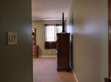 8797 Valley Oak Ln, Elk Grove, CA 95624 Photo