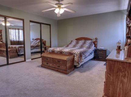 8797 Valley Oak Ln, Elk Grove, CA 95624 Photo