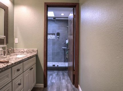 8797 Valley Oak Ln, Elk Grove, CA 95624 Photo