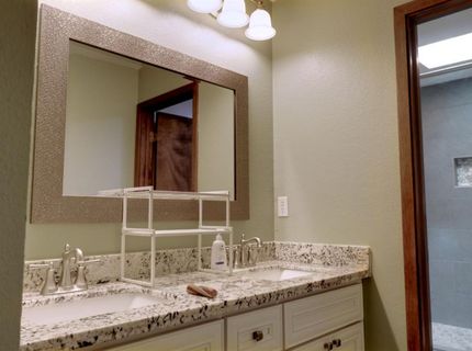 8797 Valley Oak Ln, Elk Grove, CA 95624 Photo