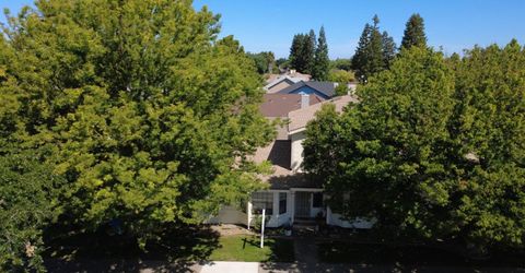 8797 Valley Oak Ln, Elk Grove, CA 95624 Photo