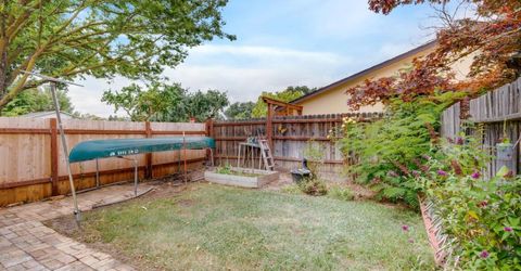 8797 Valley Oak Ln, Elk Grove, CA 95624 Photo