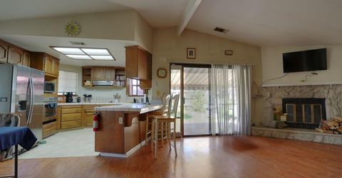 8797 Valley Oak Ln, Elk Grove, CA 95624 Photo