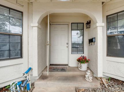 8797 Valley Oak Ln, Elk Grove, CA 95624 Photo