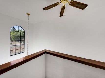8797 Valley Oak Ln, Elk Grove, CA 95624 Photo