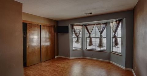 8797 Valley Oak Ln, Elk Grove, CA 95624 Photo