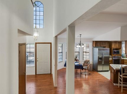 8797 Valley Oak Ln, Elk Grove, CA 95624 Photo