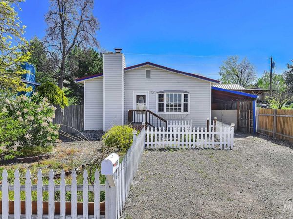 808 N A Street, Parma, ID 83660