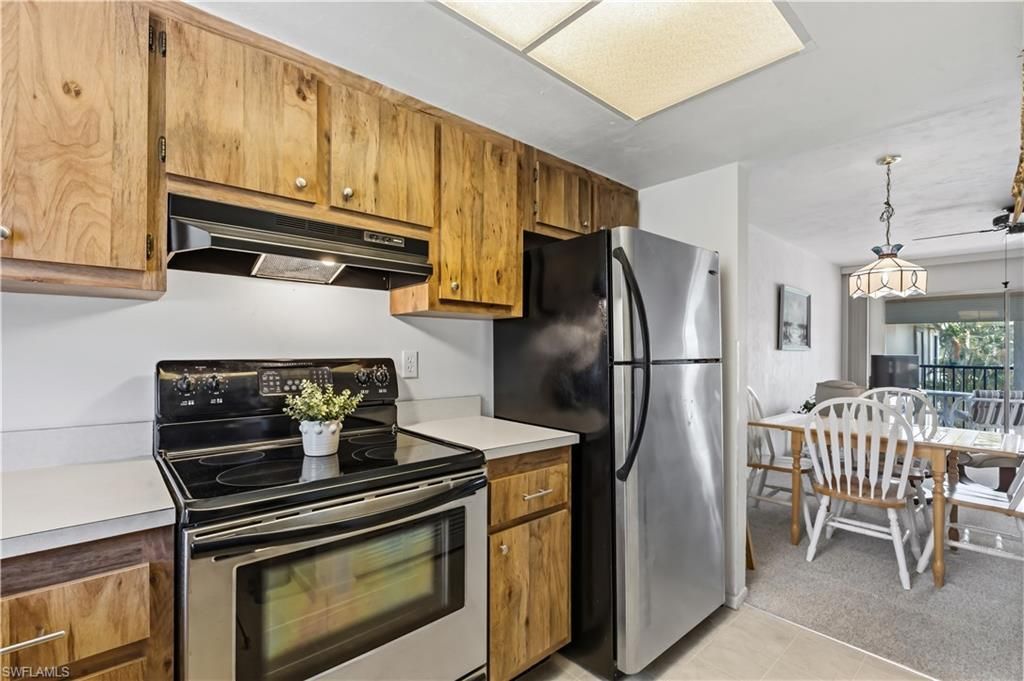 16881 Davis Rd, Unit 723, Fort Myers, FL 33908 Photo