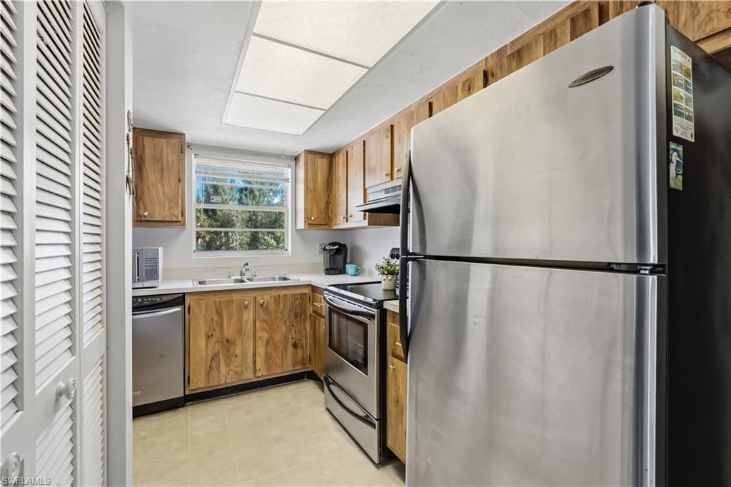 16881 Davis Rd, Unit 723, Fort Myers, FL 33908 Photo