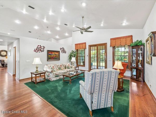 3706 Secluded Oak Court, Melbourne, FL 32934