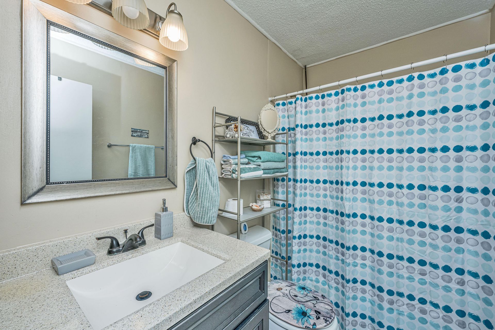501 Greenmeadow Drive Photo 22