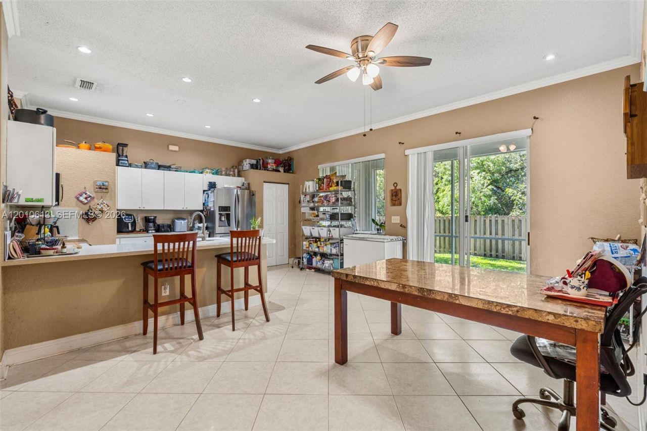 3090 SE 7th Pl, Homestead, FL 33033 Photo