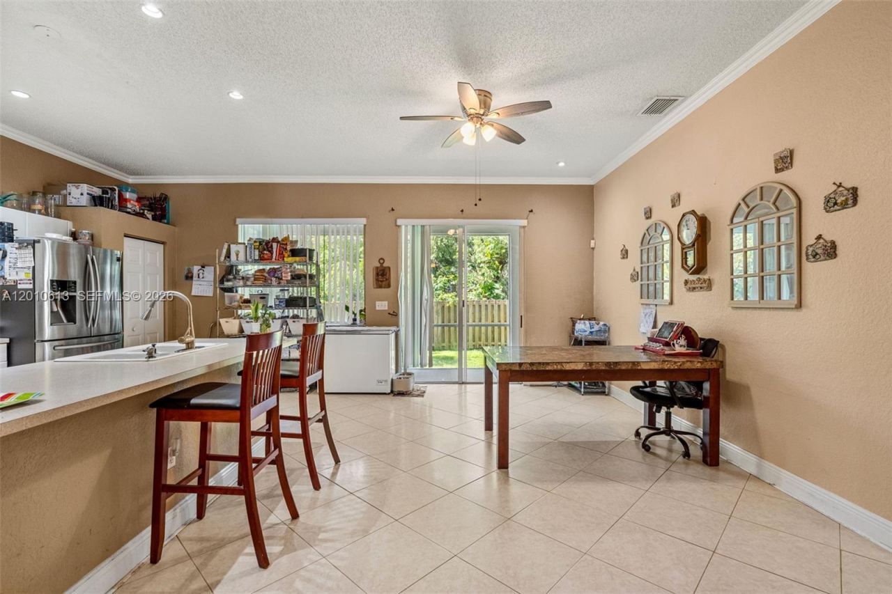 3090 SE 7th Pl, Homestead, FL 33033 Photo