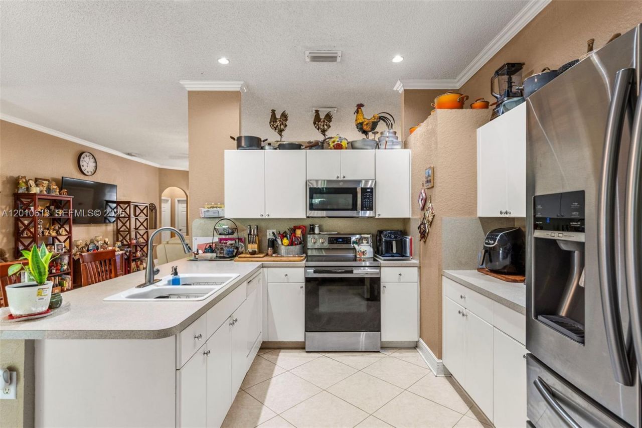 3090 SE 7th Pl, Homestead, FL 33033 Photo