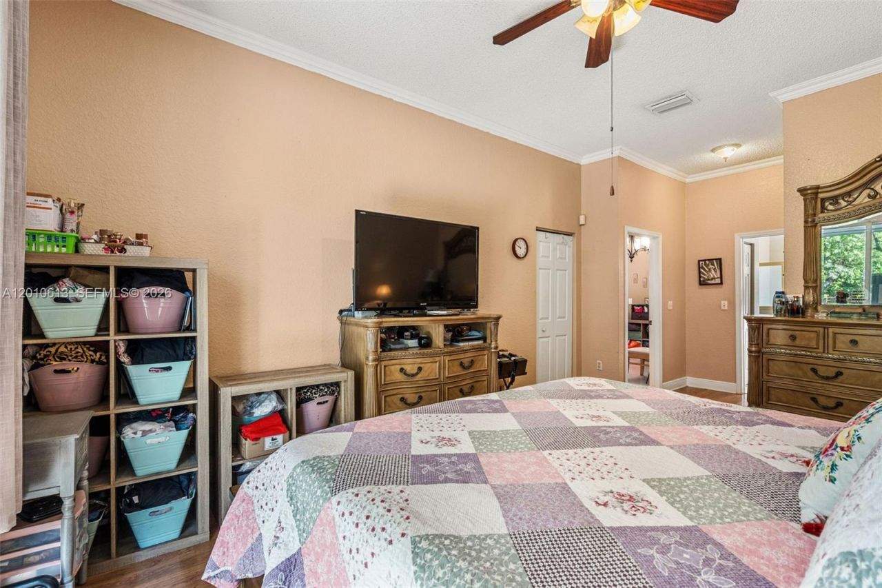 3090 SE 7th Pl, Homestead, FL 33033 Photo