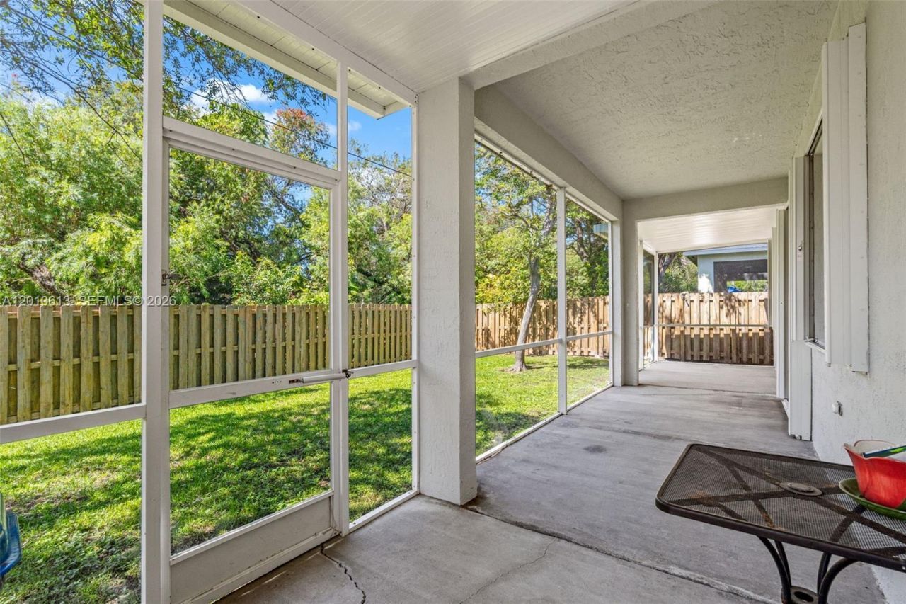 3090 SE 7th Pl, Homestead, FL 33033 Photo