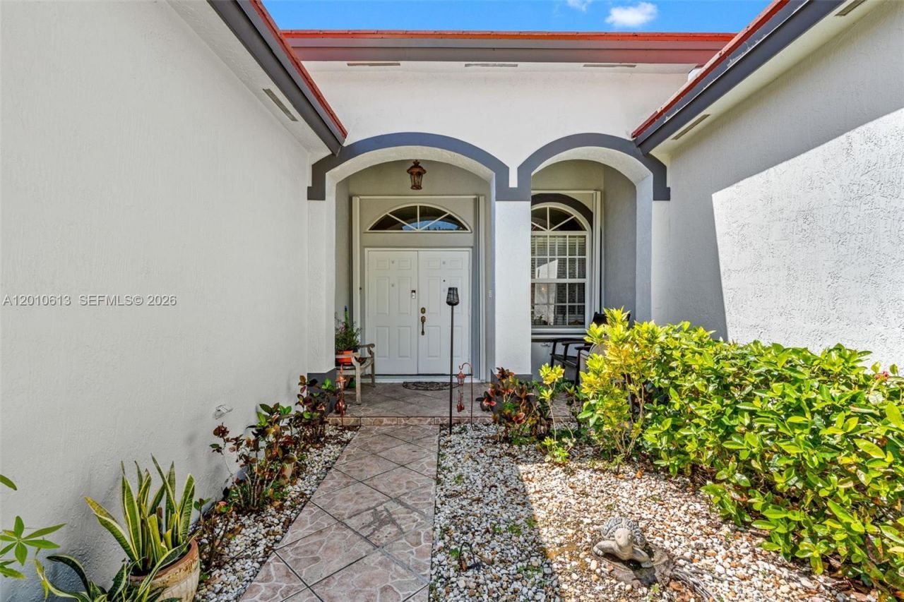 3090 SE 7th Pl, Homestead, FL 33033 Photo