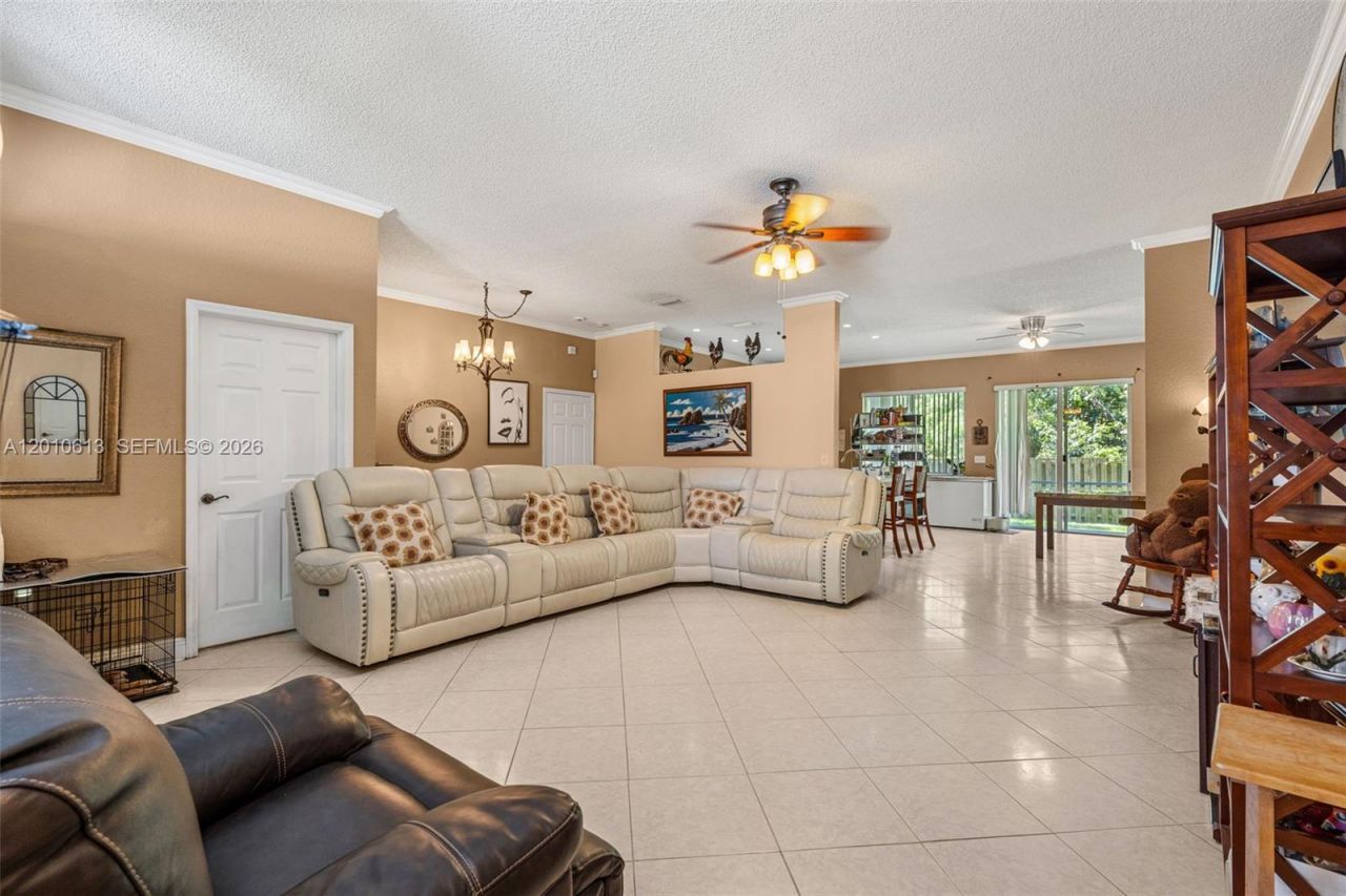 3090 SE 7th Pl, Homestead, FL 33033 Photo