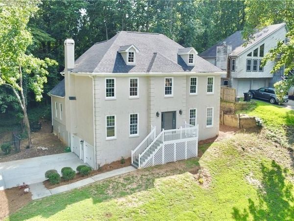 741 Maggie Court , Kennesaw, GA 30144