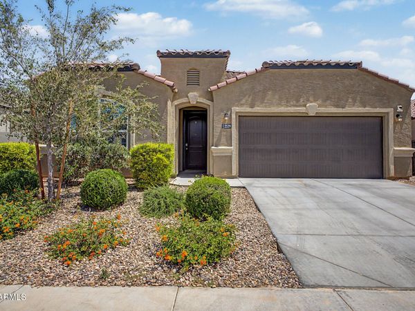 2529 N CAMDEN Drive, Florence, AZ 85132