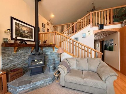 93 Juniper Road, Chilcoot, CA 00000 Photo