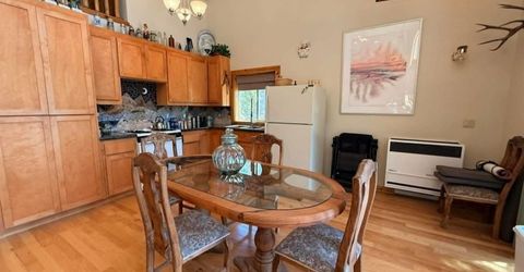 93 Juniper Road, Chilcoot, CA 00000 Photo