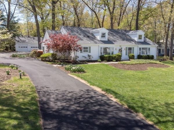 321 Sharon Way, Monroe, NJ 08831