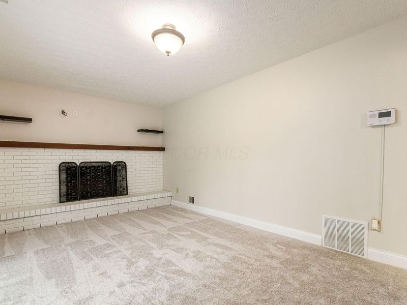 315 Denison Avenue, Columbus, OH 43230 Photo 29