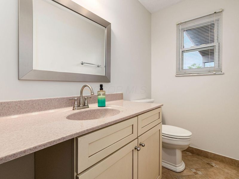 315 Denison Avenue, Columbus, OH 43230 Photo 31