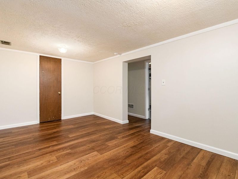 315 Denison Avenue, Columbus, OH 43230 Photo 34