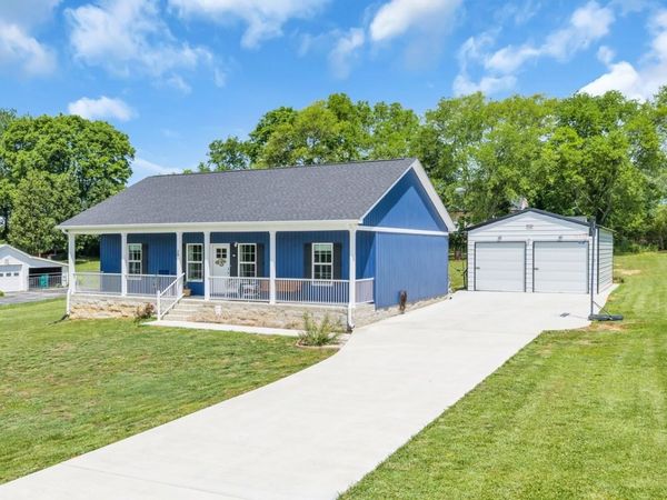 70 Crestview Dr , Winchester, TN 37398