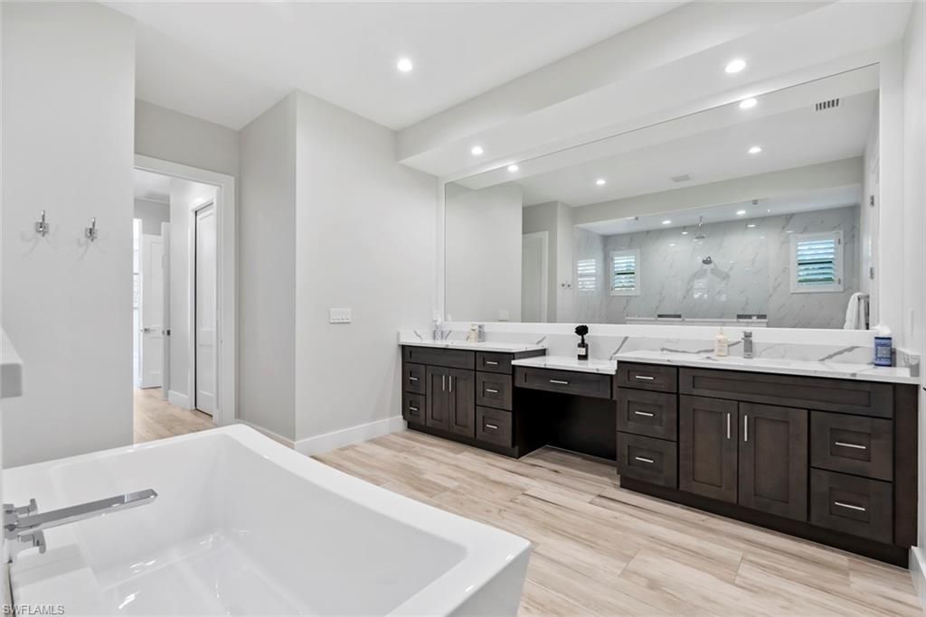 9974 Winterview Dr, Naples, FL 34109 Photo